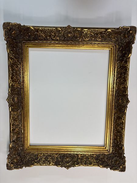 Rama drewniana oryginalna stara z ornamentem ozdobnym